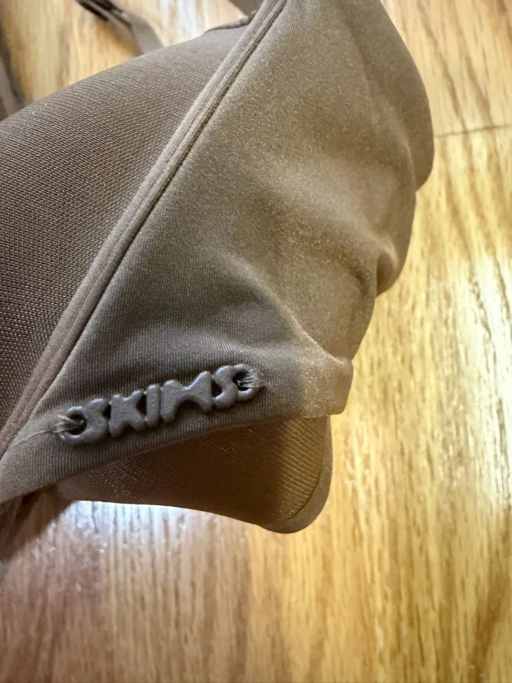 Skims Everyday Smooth T-Shirt Bra - Brown - Picture 2 of 3